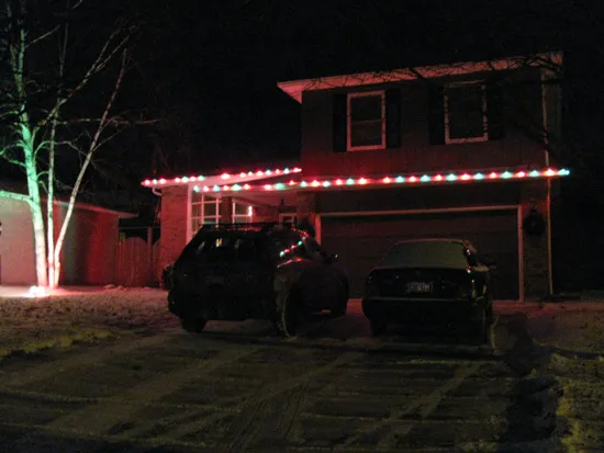 The house all Merry Christmased. Yes, I know I need to burnt out ones.:P The house all Merry Christmased. Yes, I know I need to burnt out ones.:P