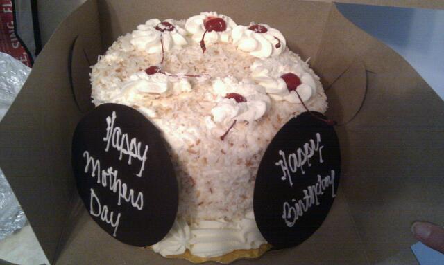 The yummy coconut cake. Om nom. The yummy coconut cake. Om nom.
