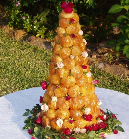 Croquembouche