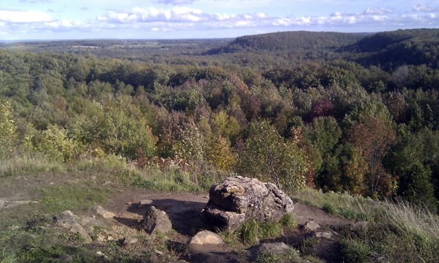 Mono Cliffs in the Fall Mono Cliffs in the Fall