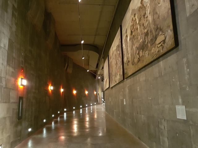 War Museum Hall to basement War Museum Hall to basement