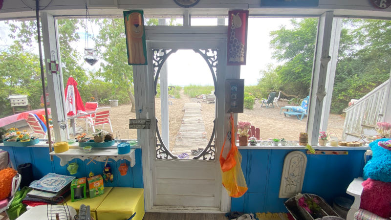 Glorious sunroom