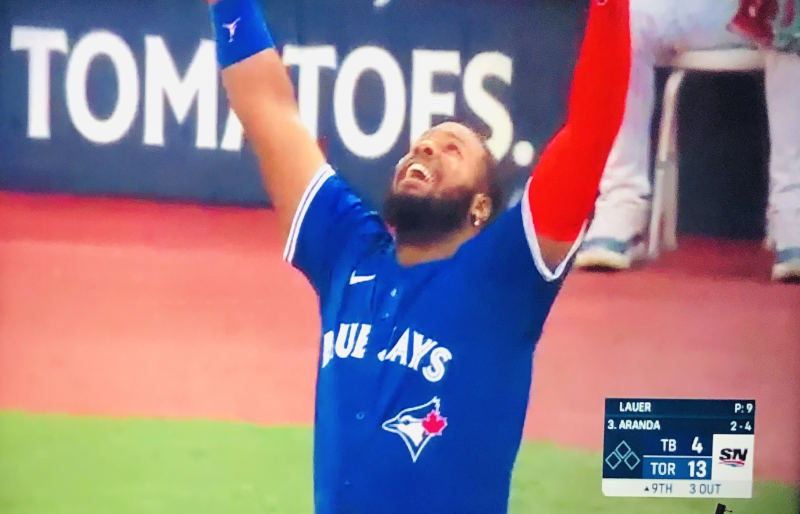 Jays win! Jays win!